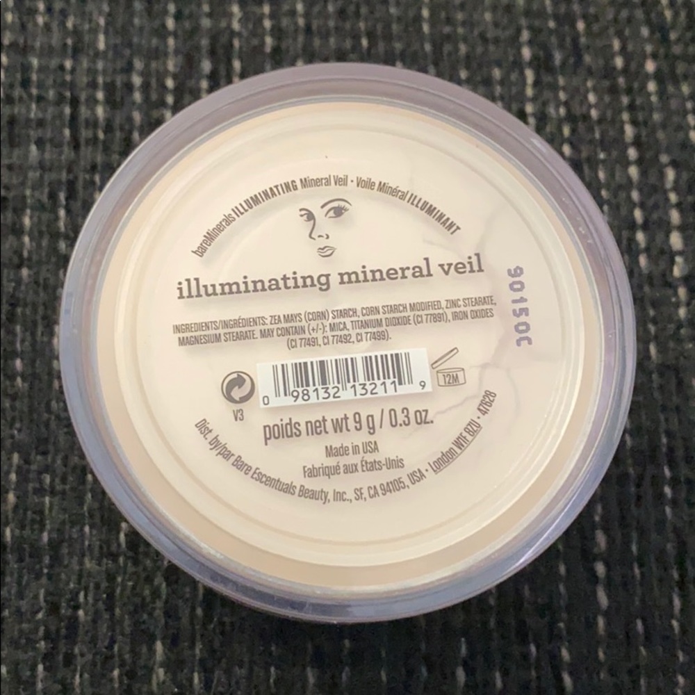 BareMinerals Illuminating Mineral Veil